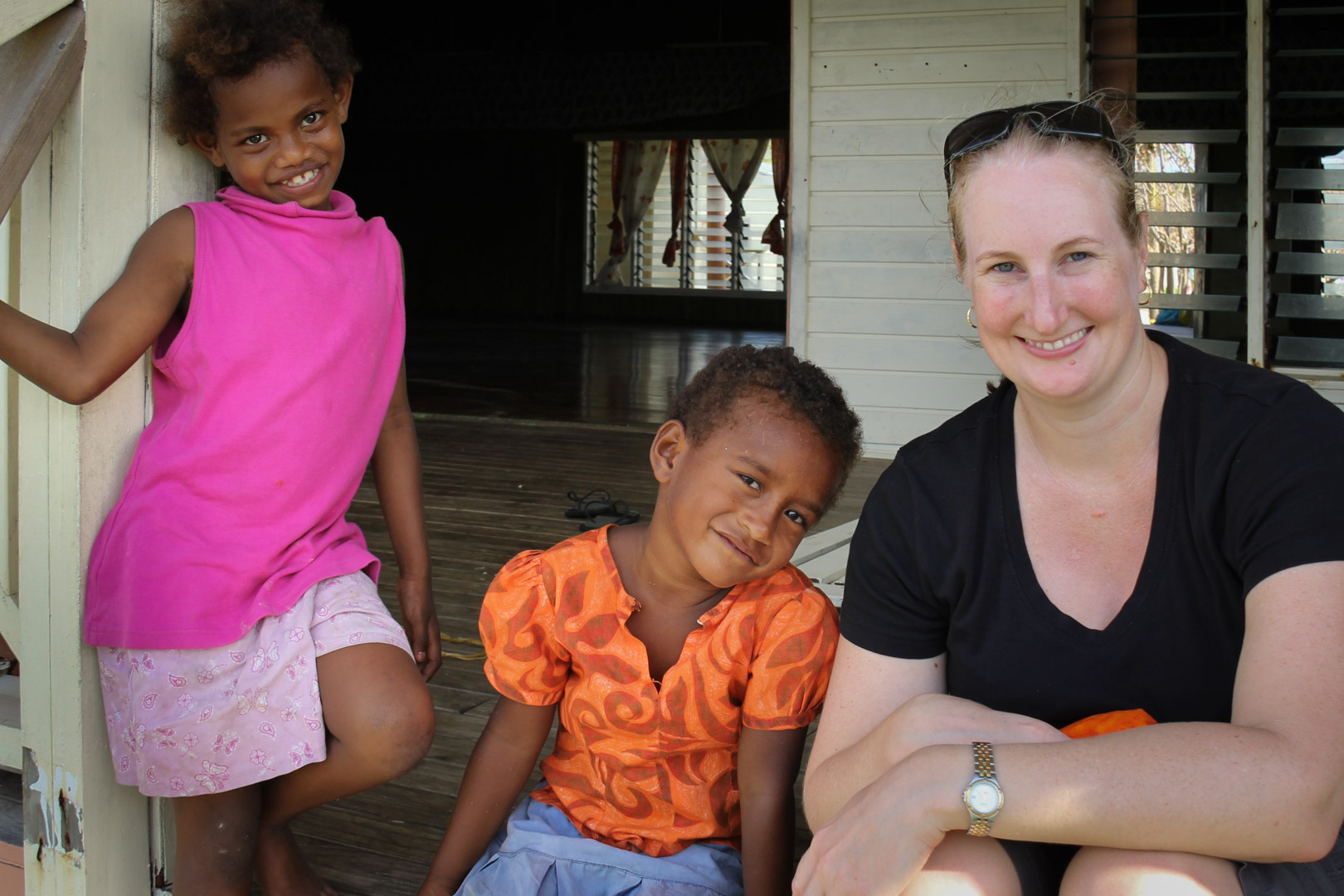 PICCSI (Pacific Islands Cervical Cancer Screening Initiative) Volunteer Nicola Fitzgerald with Fijian Children. Charity. Fiji, Samoa, Tonga, Vanuatu, Kiribati, Australia, Tuvalu, Solomon Islands